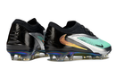 Chuteira Nike Phantom GX III Elite FG Campo